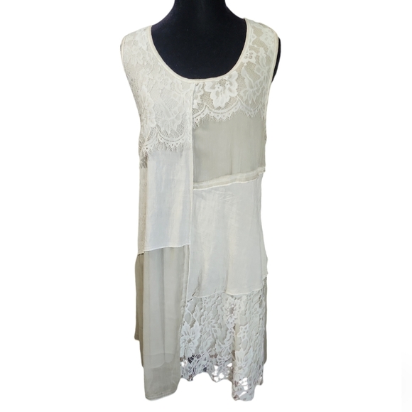 Pretty Angel Dresses & Skirts - Vintage 90s pretty angel lace tan and creme shift dress